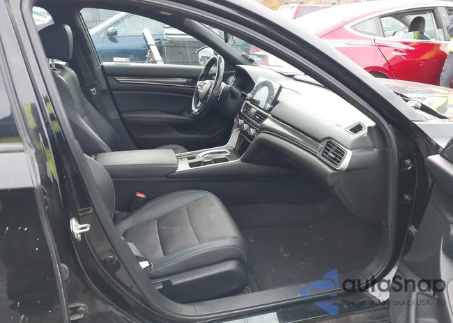 1HGCV2F37LA027370: 43748644