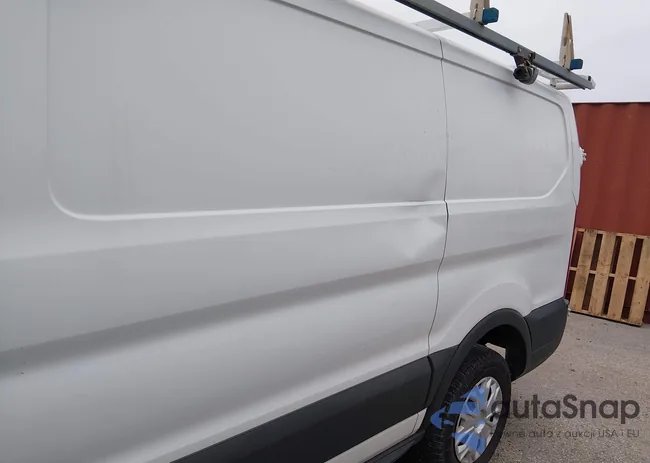 1FTYR1YM0HKB18801: 43748680