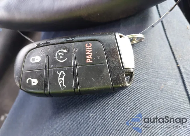 2C3CDZFJ7FH797992: 43748753