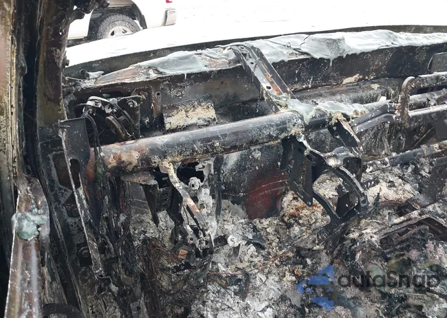 3C6UR5DL0EG152802: 43748768