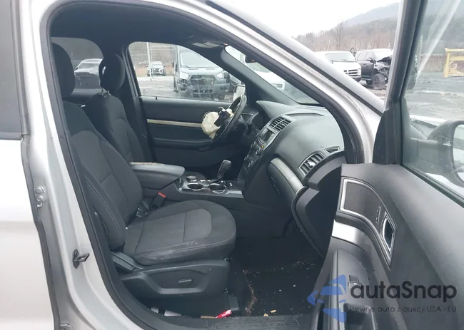 1FM5K8D82KGA70121: 43748810