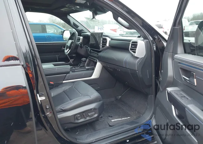 7SVAAABA2RX046288: 43750047