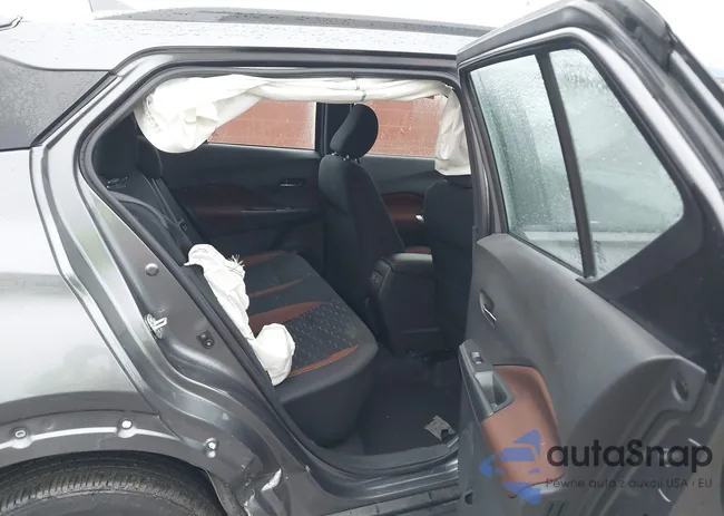 3N1CP5DV7RL546230: 43750252