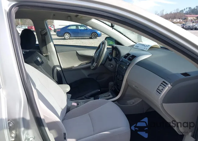 JTDBU4EE3AJ068944: 43750444