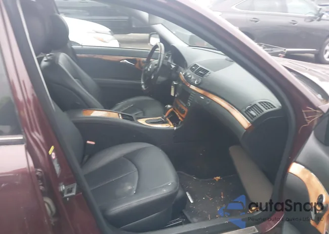 WDBUF87X29B415418: 43749676