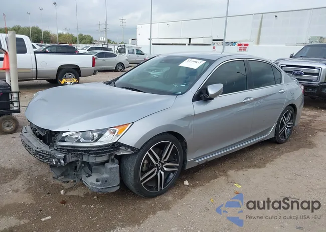 1HGCR2F68HA142176: 43749827