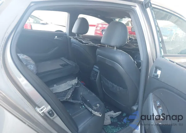 5XXGR4A64DG215593: 43750010