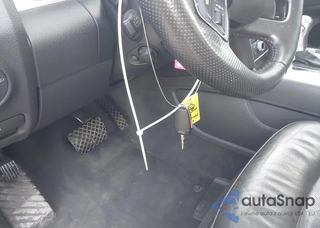 WA1DGAFE4DD005880: 43751040