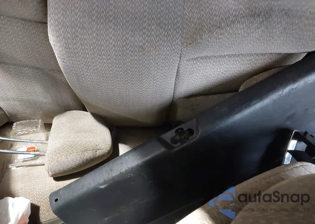 1HGEJ667XYL038812: 43751057