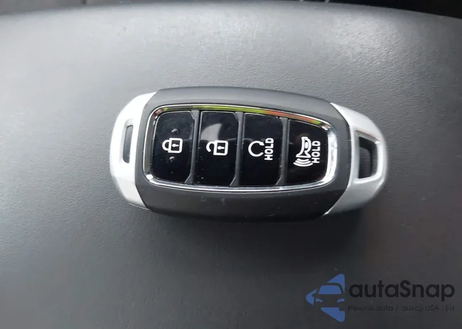 KMHRC8A32SU393545: 43751307