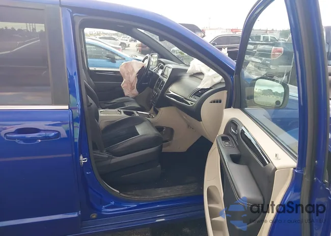 2C4RDGCG7JR238853: 43751373