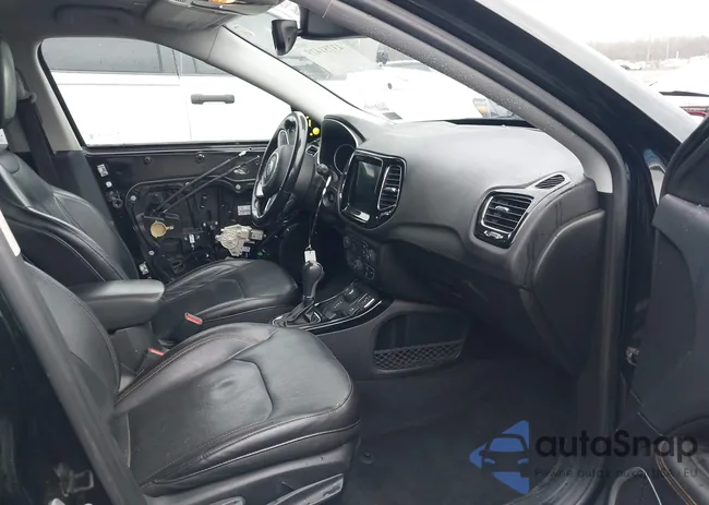 3C4NJDCB7JT340659: 43751419