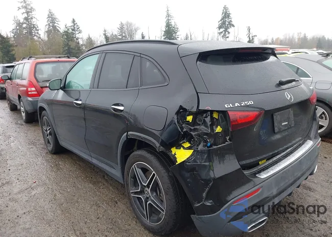 W1N4N4HB4MJ256148: 43751452