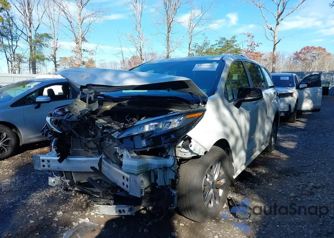 5TDYRKEC6NS136032: 43751531