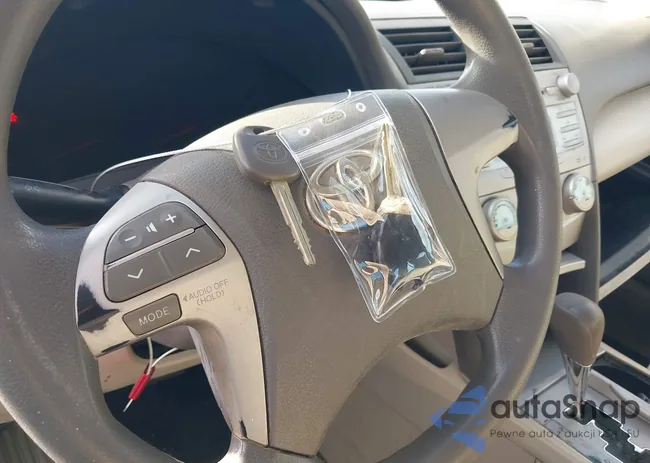 4T1BE46K99U843075: 43751555