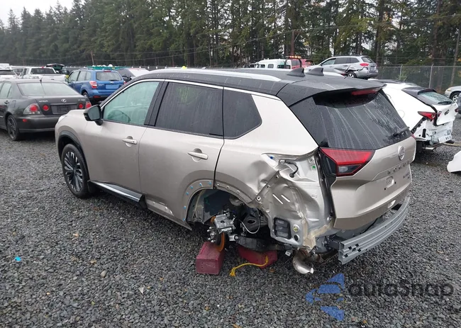 JN8BT3DD2SW472574: 43750947