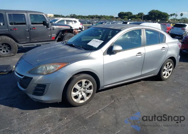 JM1BL1SF1A1198901: 43750972