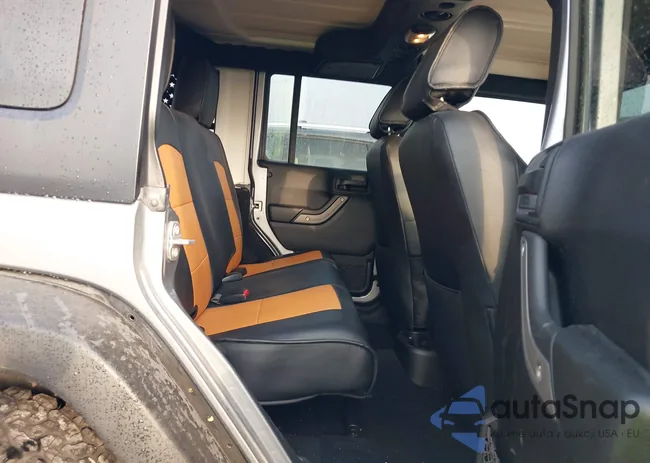 1C4BJWDG1HL623296: 43752273