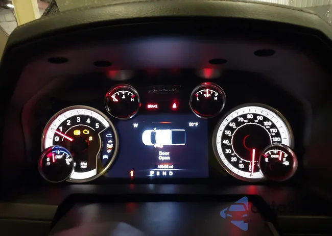 3C6UR5FL3JG142904: 43752276