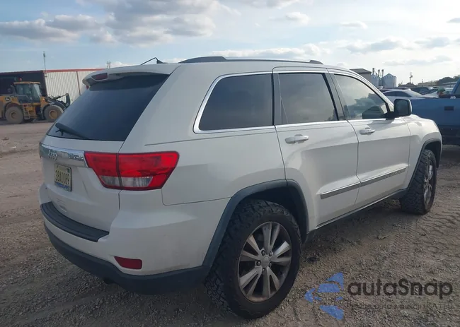 1C4RJEAG7CC327768: 43752311