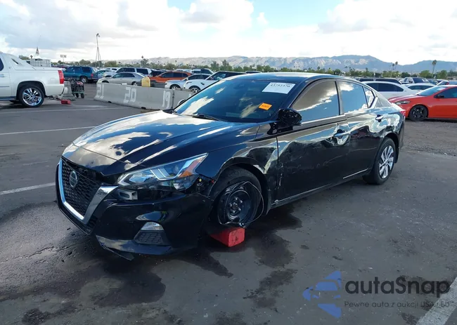 1N4BL4BV2MN304428: 43752370