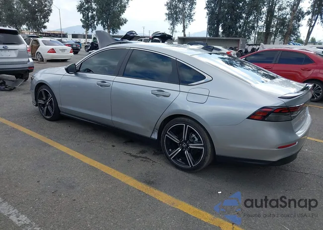 1HGCY2F58SA049725: 43752592