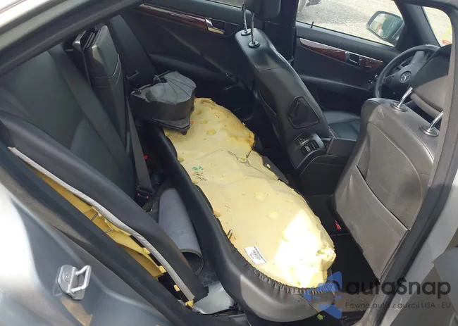 WDDGF81X89R064695: 43751628