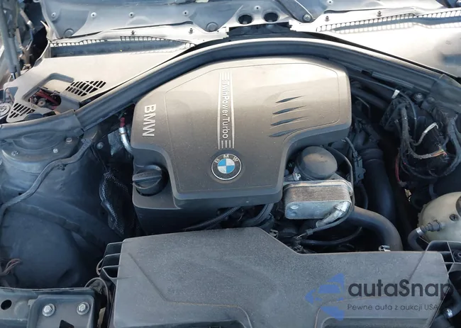 WBA3A5G52CNP15715: 43751630