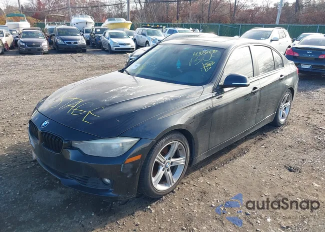 WBA3A5G52CNP15715: 43751630