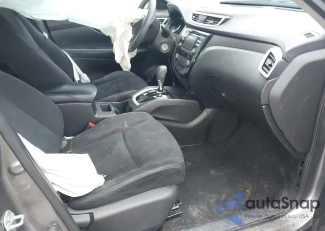 JN8AT2MT1GW023715: 43751653