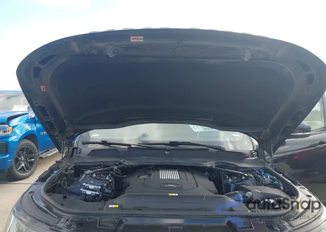 SALWR2RK9JA400627: 43751689