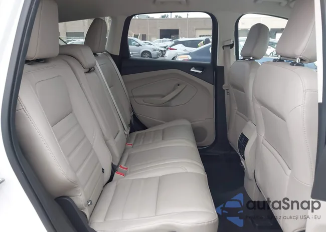 1FMCU9HD8JUB44625: 43751724