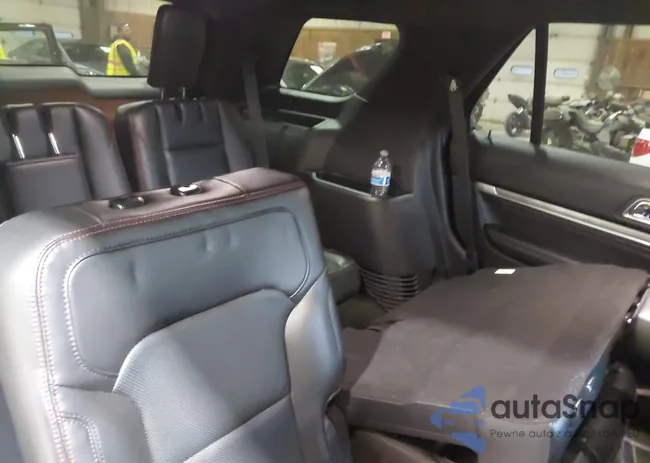 1FM5K8GTXJGC20930: 43751924