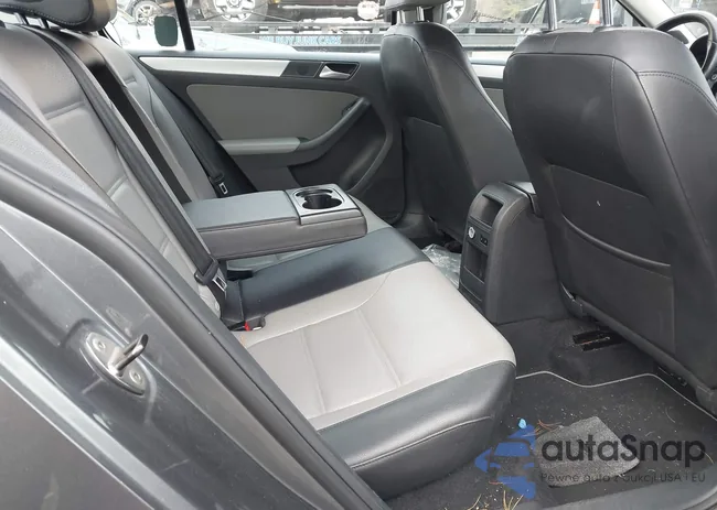 3VW637AJ5DM242526: 43753274