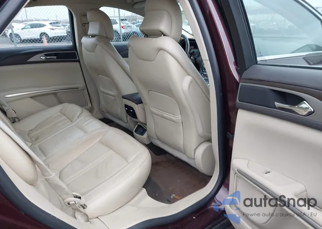 3LN6L2G96DR823826: 43753343