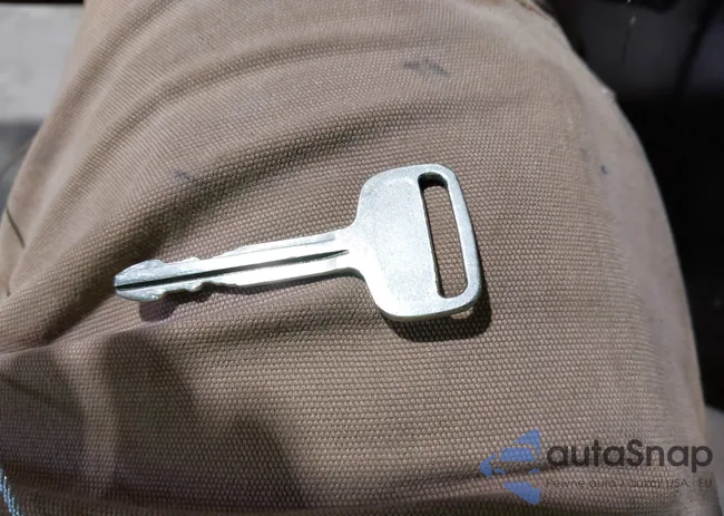 4T1BG22K9XU508562: 43753412