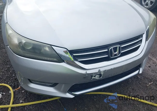 1HGCR2F5XDA231961: 43753579