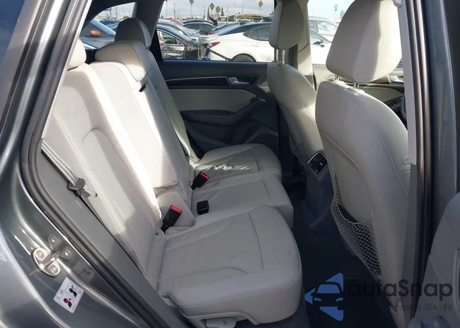 WA1C2AFP8GA150566: 43752631