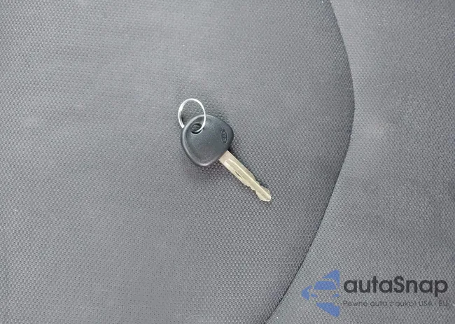 KNDJT2A20B7237718: 43752638