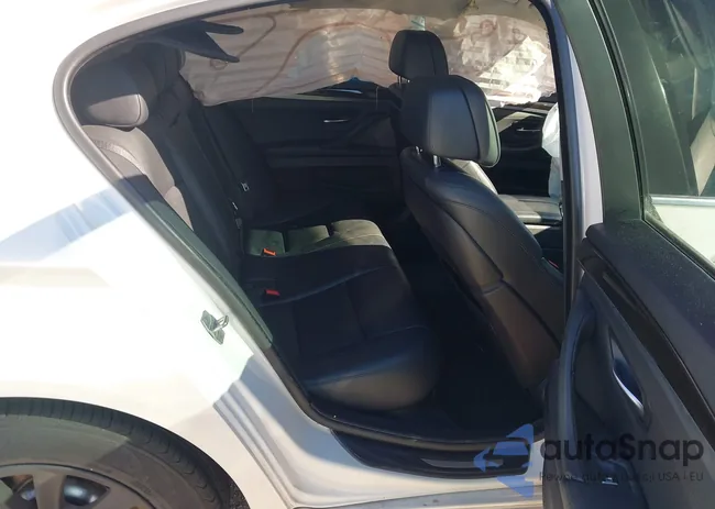 WBA5A5C54ED507326: 43752653