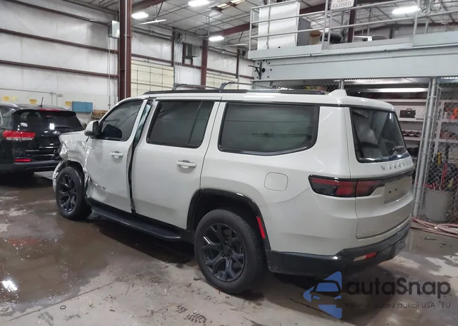 1C4SJVBT2NS136264: 43752768