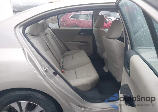 1HGCR2F36FA090825: 43752825