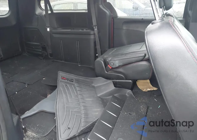 2C4RDGEG3JR205247: 43752861