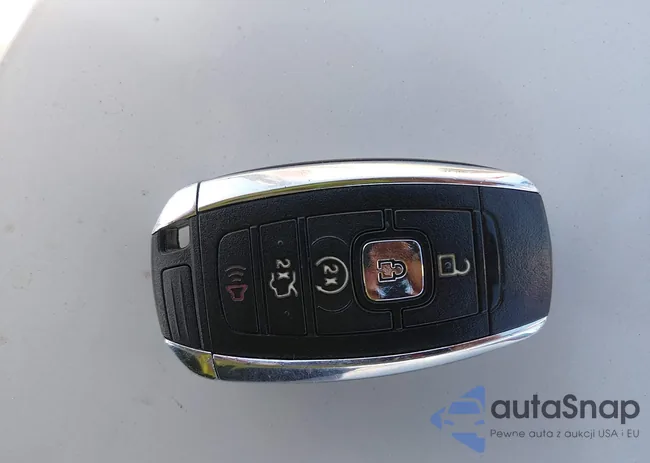 2LMPJ6LR3JBL35469: 43752895