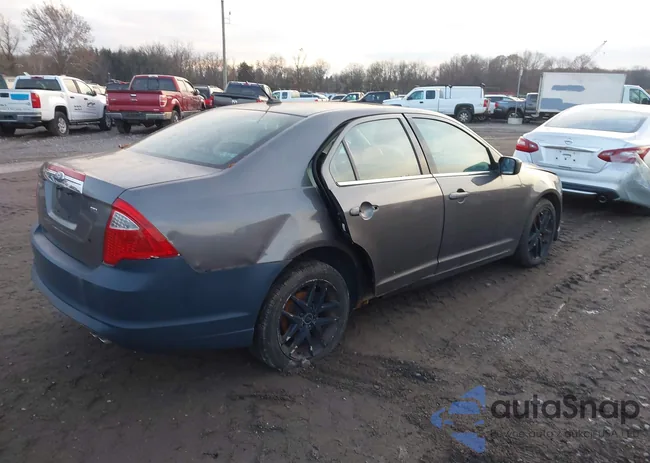 3FAHP0JAXCR202456: 43752924