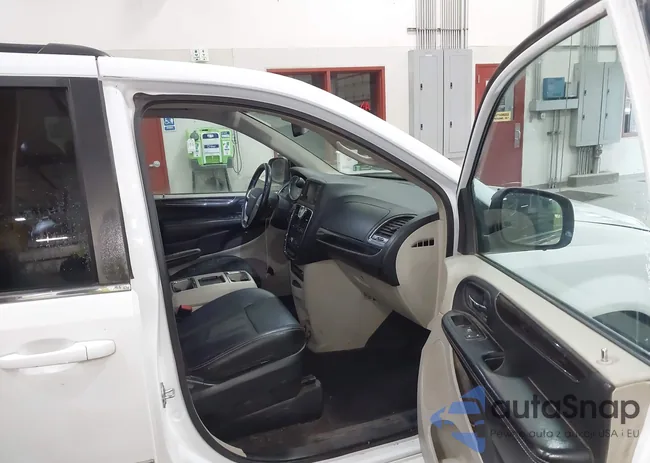 2C4RC1BG5GR292405: 43752973