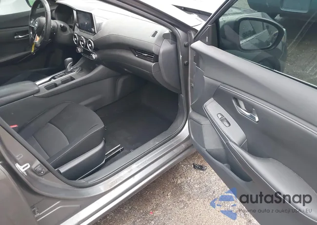 3N1AB8CV2LY208933: 43754054