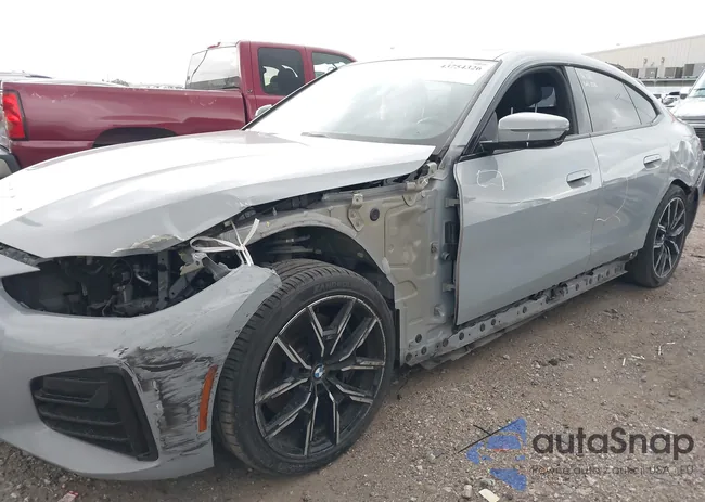 WBA63AV09NFM10409: 43754326