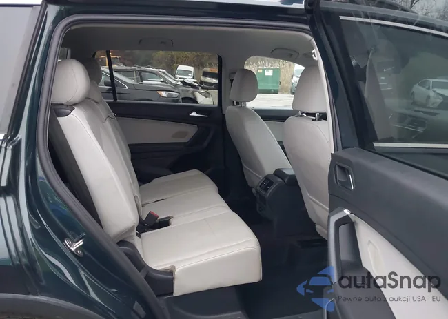 3VV3B7AX3KM092542: 43754332