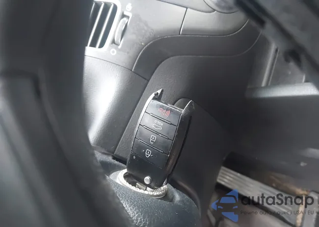 KNAFK4A62G5586113: 43754357